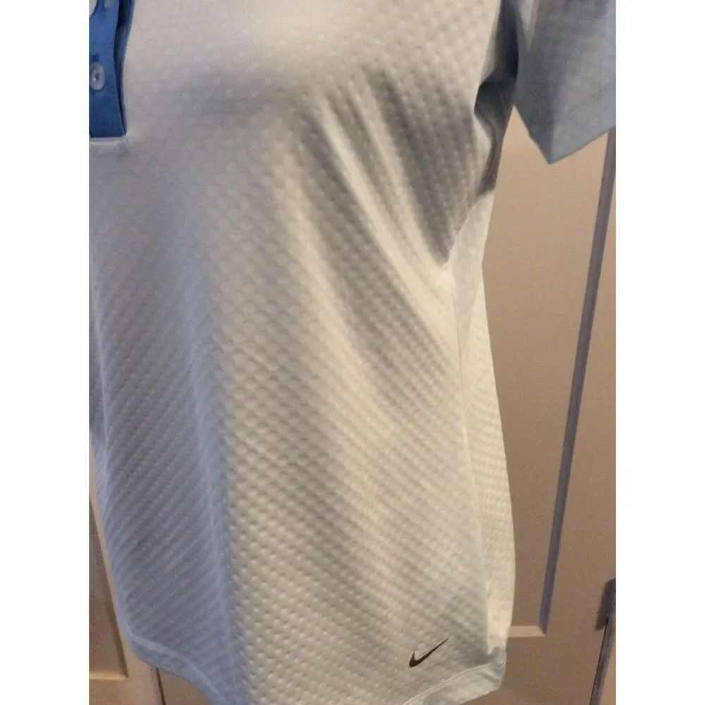 NEW NWT Nike Golf Tour Performance Powder Blue Short Sleeve Women's Size Medium